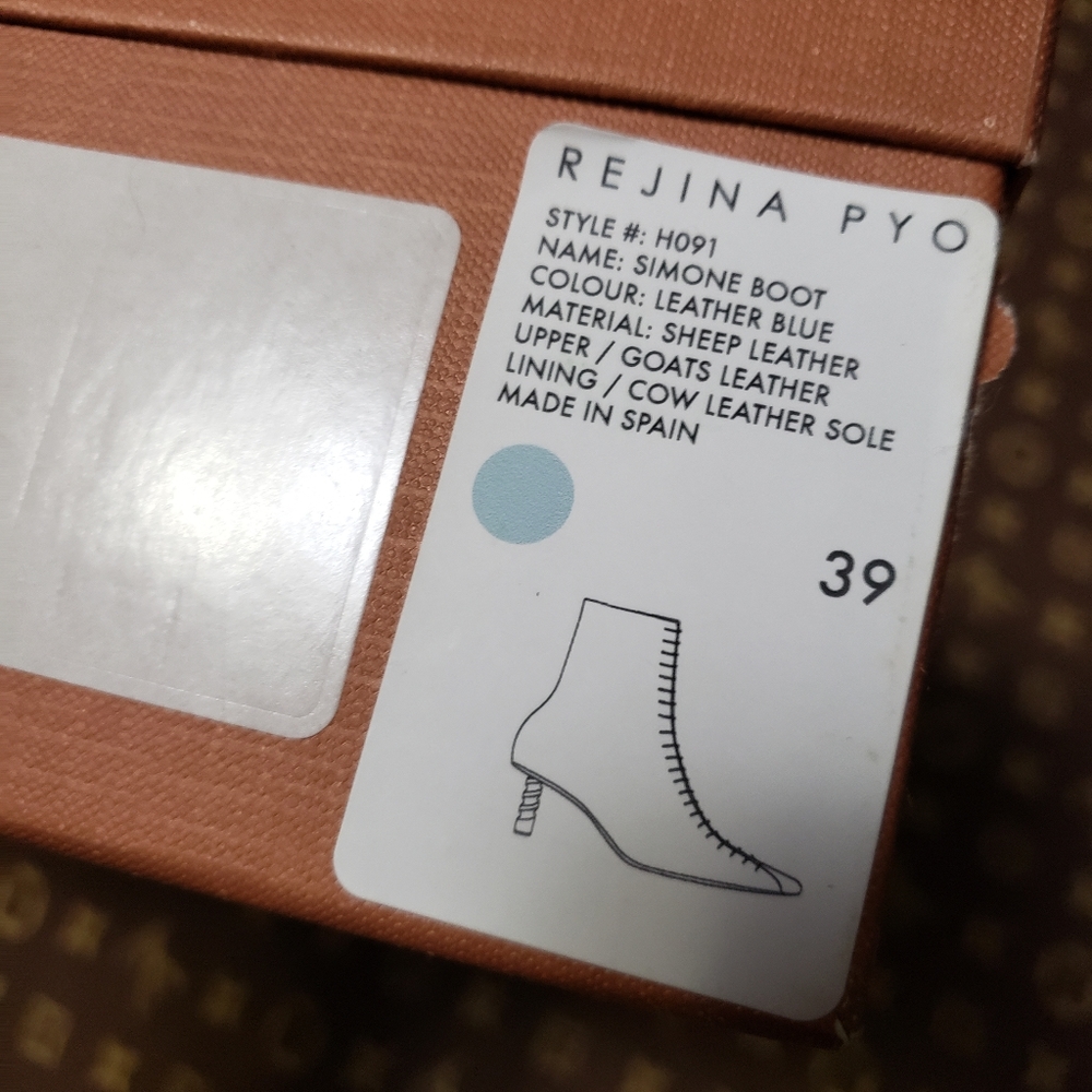 REGINA PYO/Beautiful Simone Boot - Picture 7 of 8